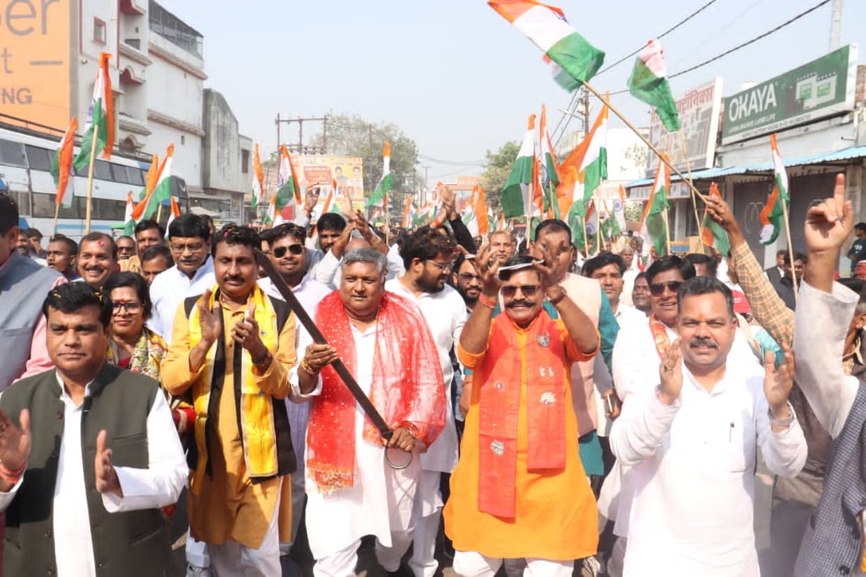 BJP workers took out a march in the city and were welcomed with a shower of flowers.