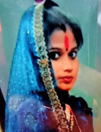 Husband poured hot water on wife after she refused to drink alcohol, she died.