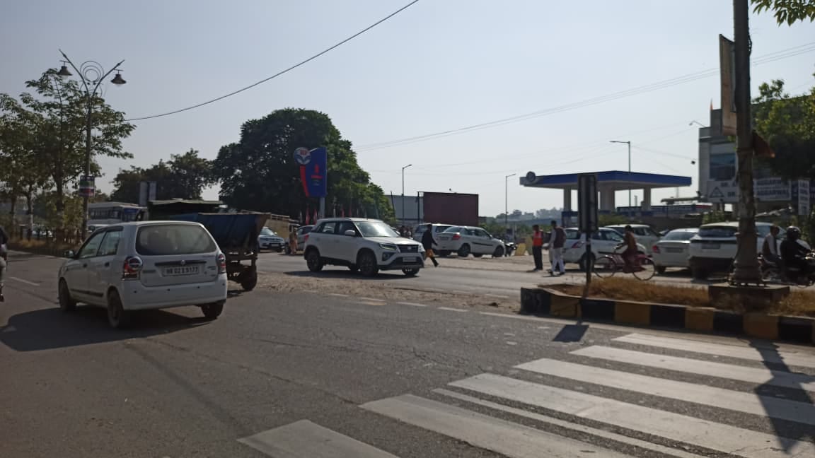 Illegal cuts on national highways and city roads will be closed