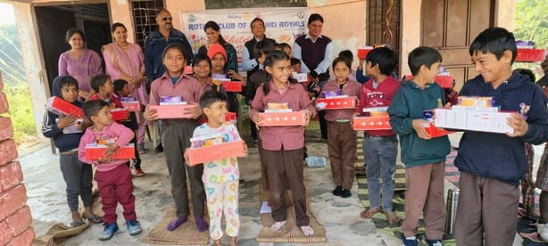 Distributed essential items to children
