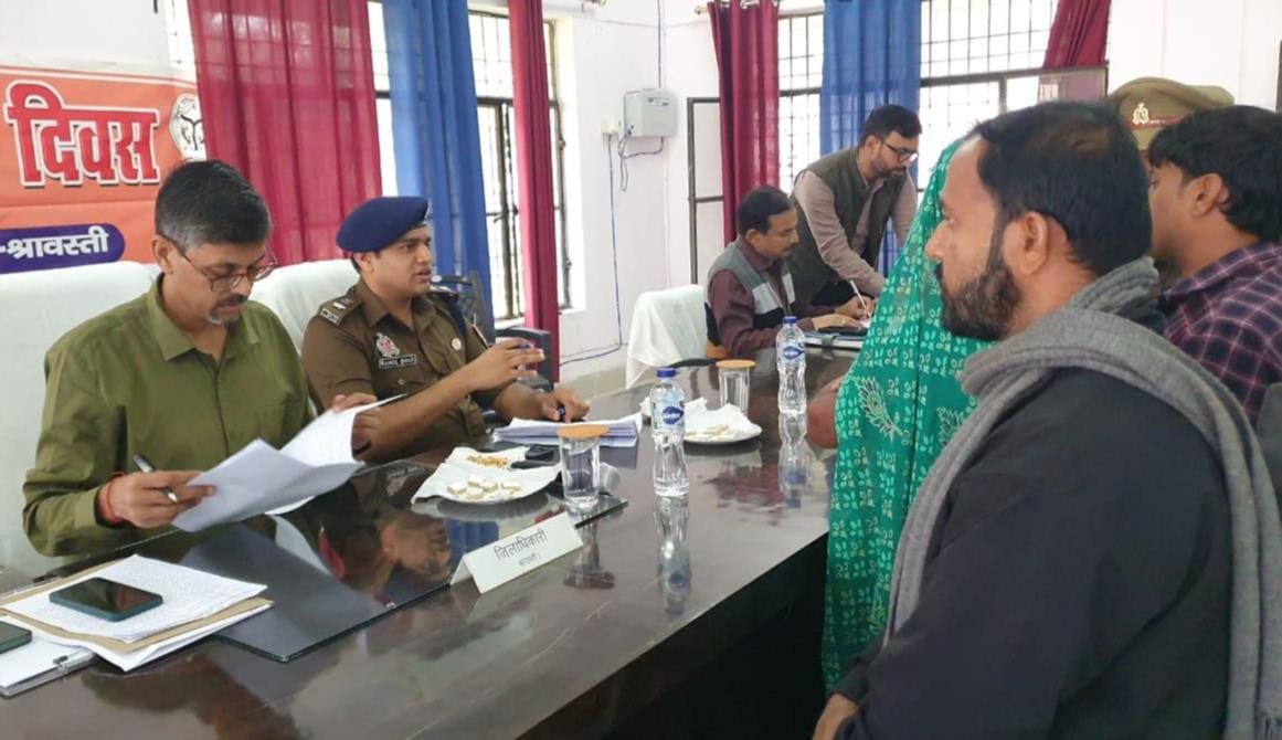 Eight out of 32 complaints were resolved.