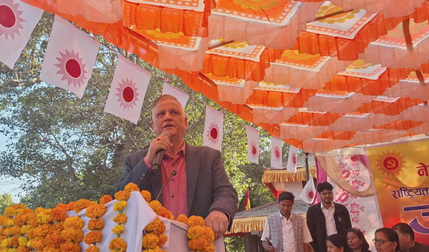 Many leaders gathered at the public meeting of the CPN-UML district committee