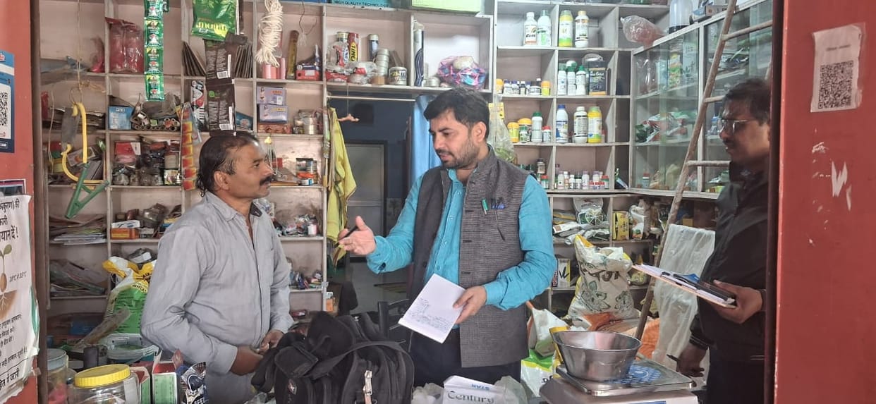 Notices to two shops for incomplete records, 32 seed samples taken