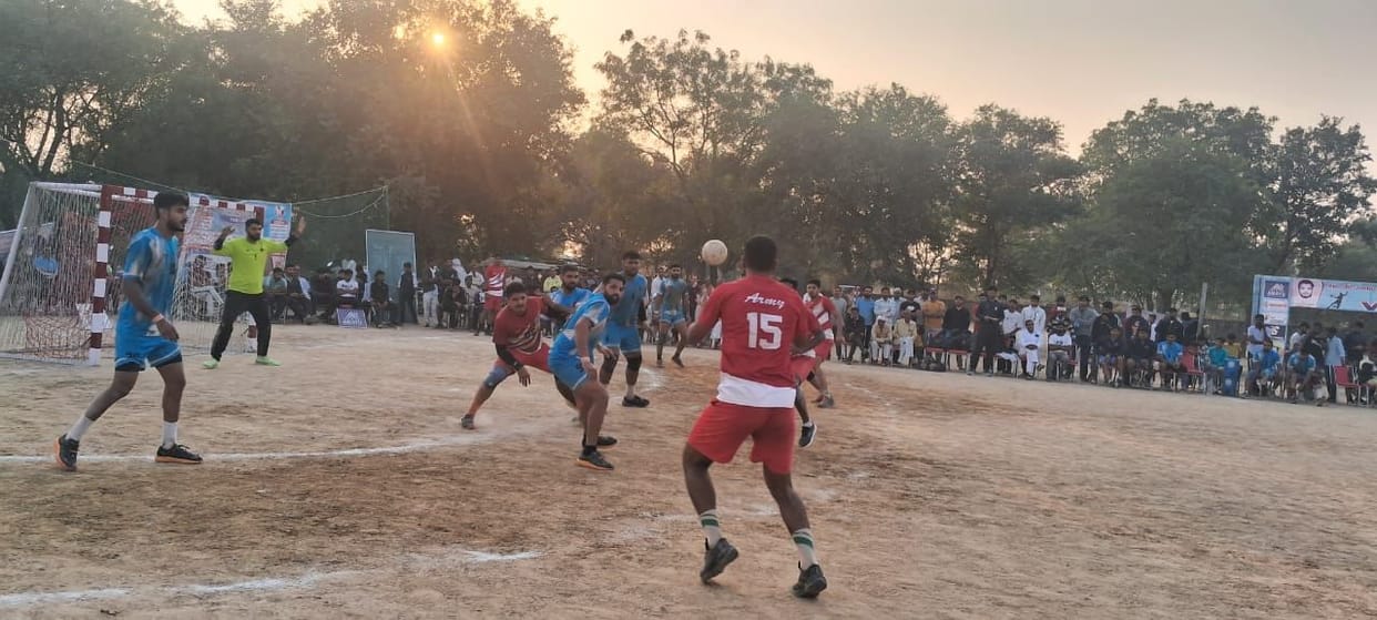Red Army won in men's category and Himachal won in women's category.