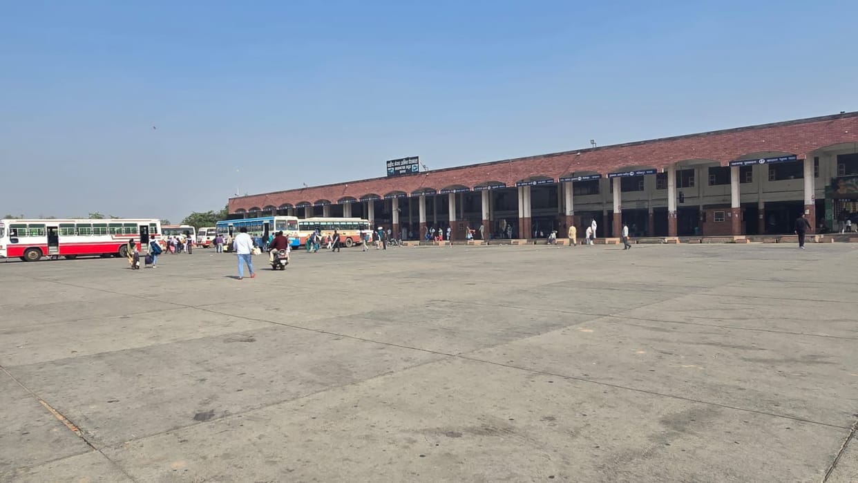 Buses in the program...passengers helpless at the station