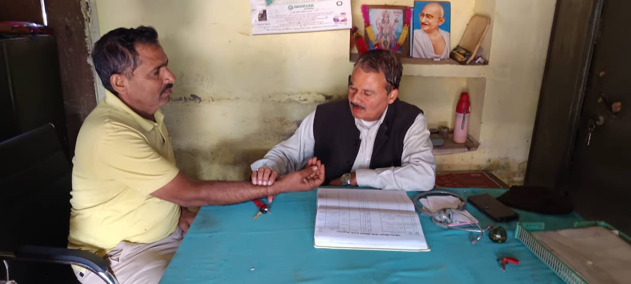Siddharthnagar News : Shortage of doctors and medicines... Ayurveda hospital needs treatment