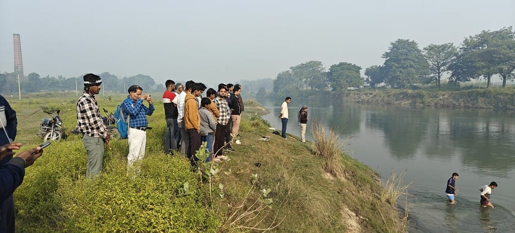 Body of youth missing for three days found in Chhoti Gandak river