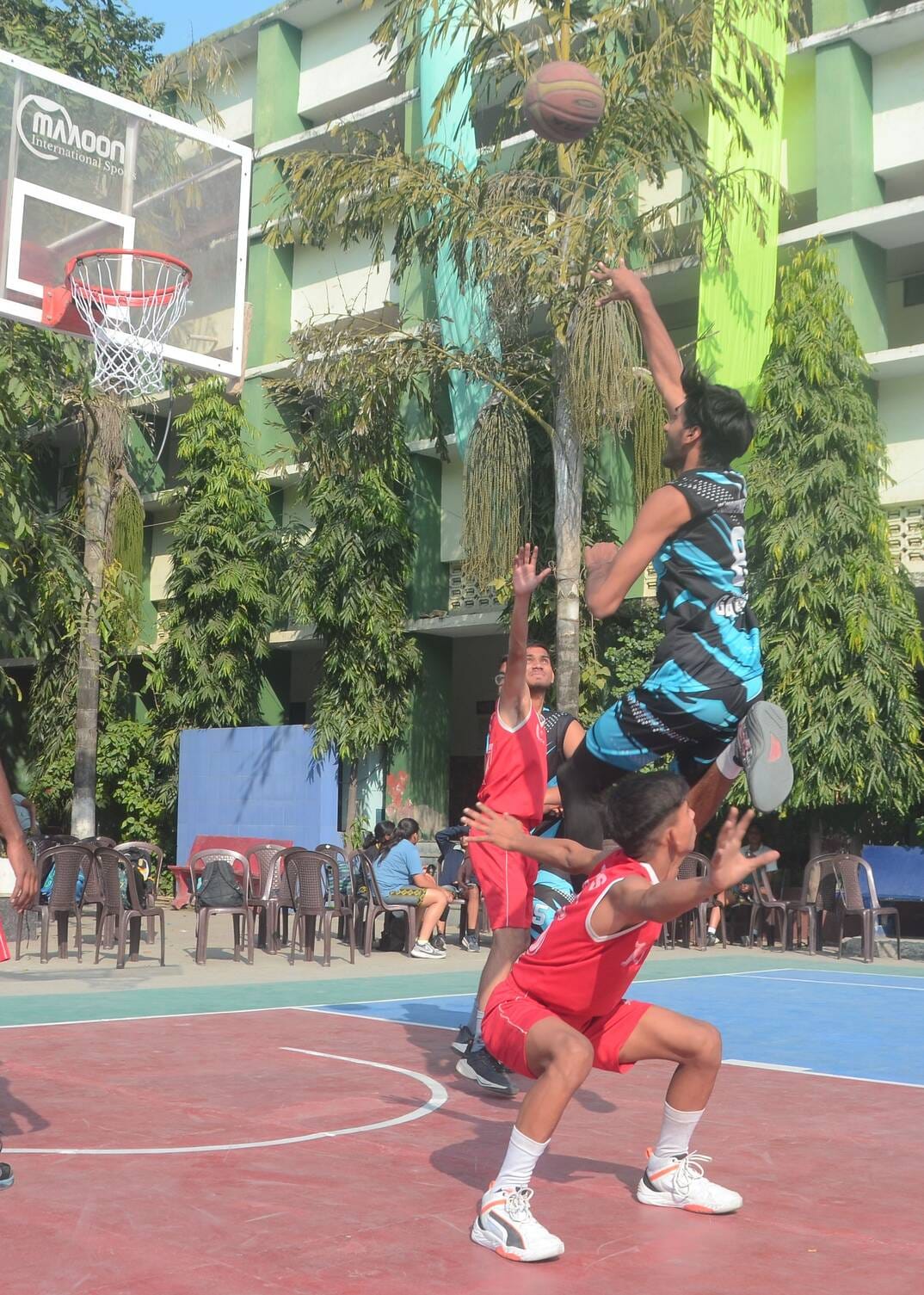 Teams from St. Conrad's and Gayatri Public School reached the finals of the basketball tournament.