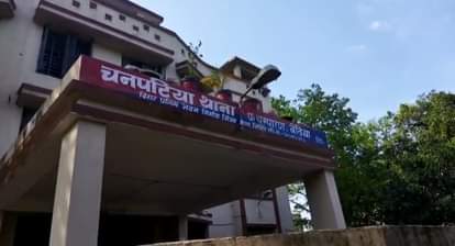 Bettiah bihar news Dead body of unknown woman found packed in a sack sugarcane field police investigation