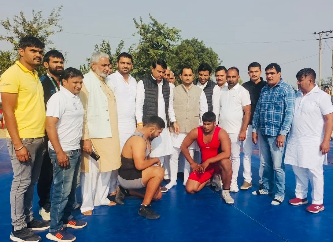 Senior district level wrestling selection trials held