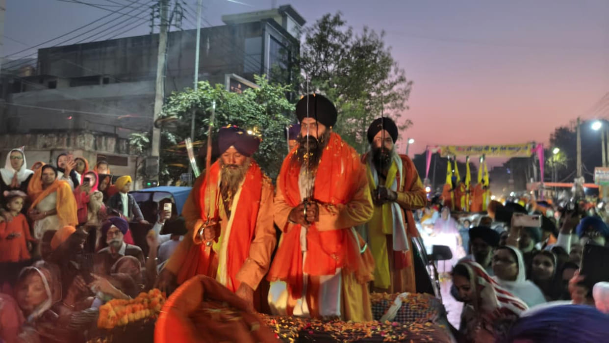 The third journey of Hind's Chadar reached Narnaul