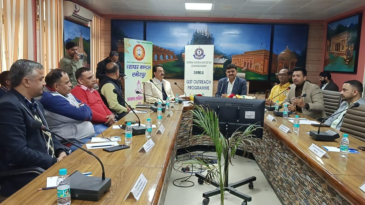 Traders told their problems to the officials of the Excise Department.