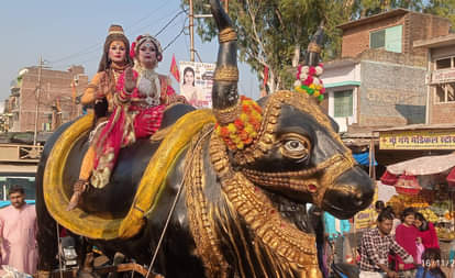 A grand procession was taken out before Durga Jagran.