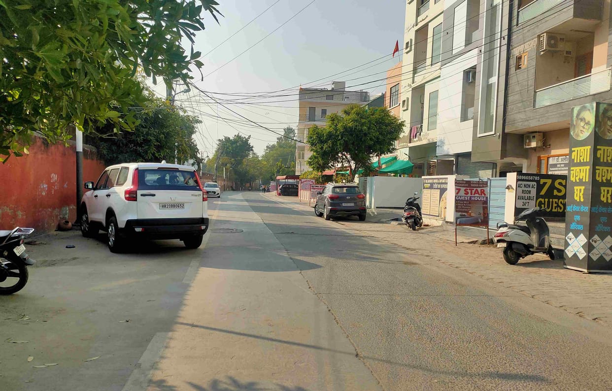 Encroachment on government land; when notices were issued, property owners showed their registry. When the B&R department surveyed its land, it found encroachment on 1,872 square yards of land.