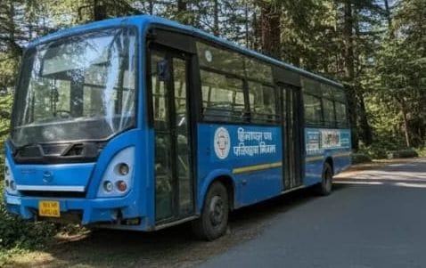 Old buses gathering dust on the roadside