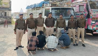 Five people arrested for promoting the rights of the poor; police identified them on the basis