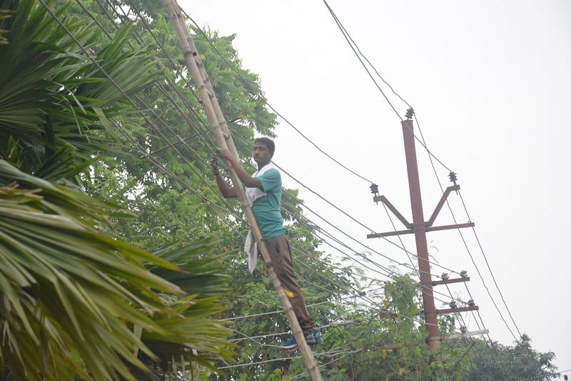 If the outstanding amount is more than Rs 50,000, the electricity will be cut off.
