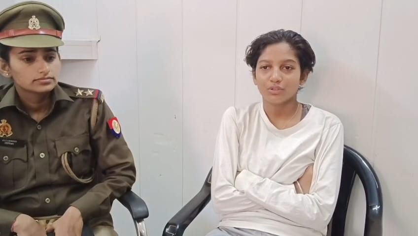 Rakhi returns home after the police change her mind by narrating episodes from the Mahabharata and Ramayana.