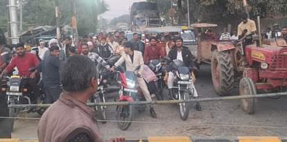 The boom of the railway gate broke and the gate remained closed for 41 minutes.
