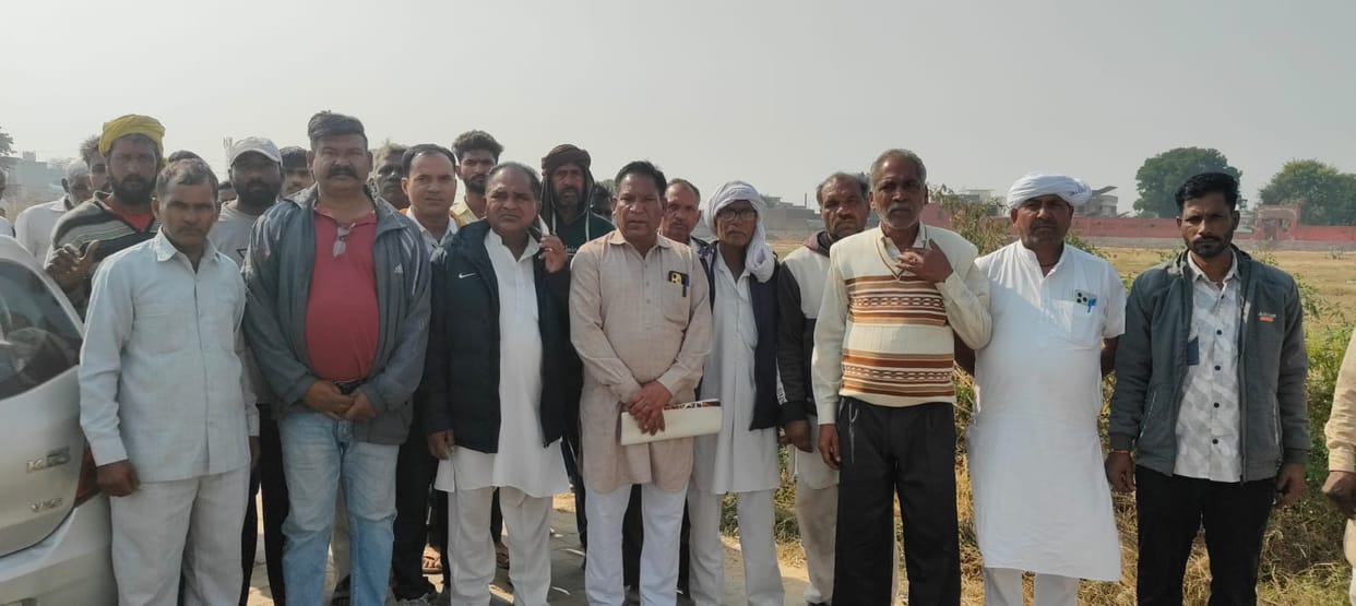 Dispute escalates over road in Swami Nagar, with residents of two wards protesting.