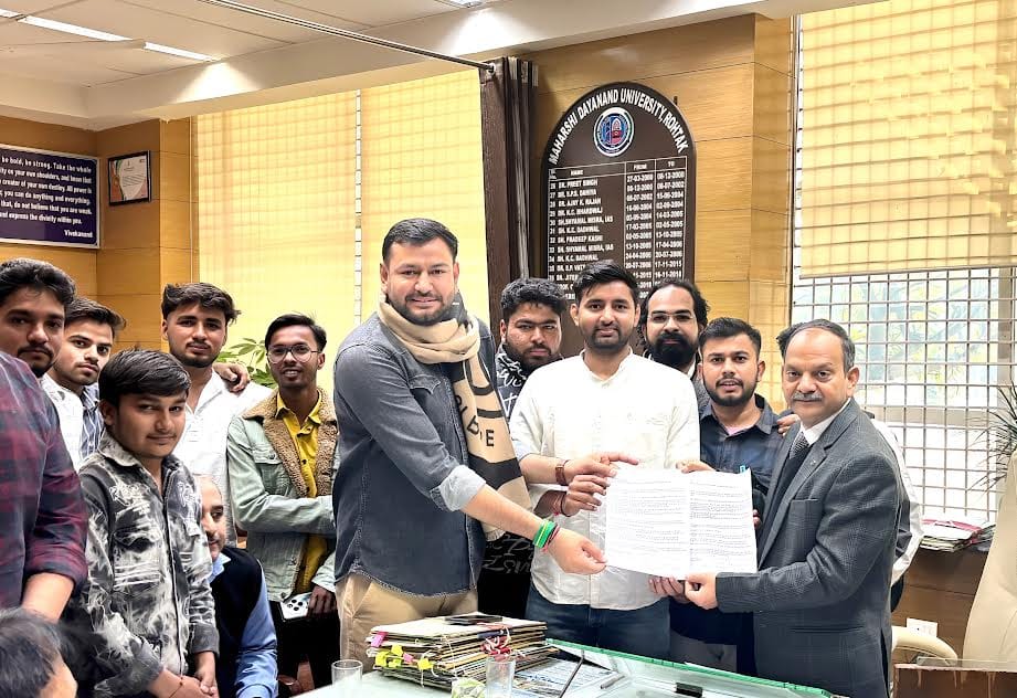 Demand for improvement in PhD admission process and scholarship in MDU