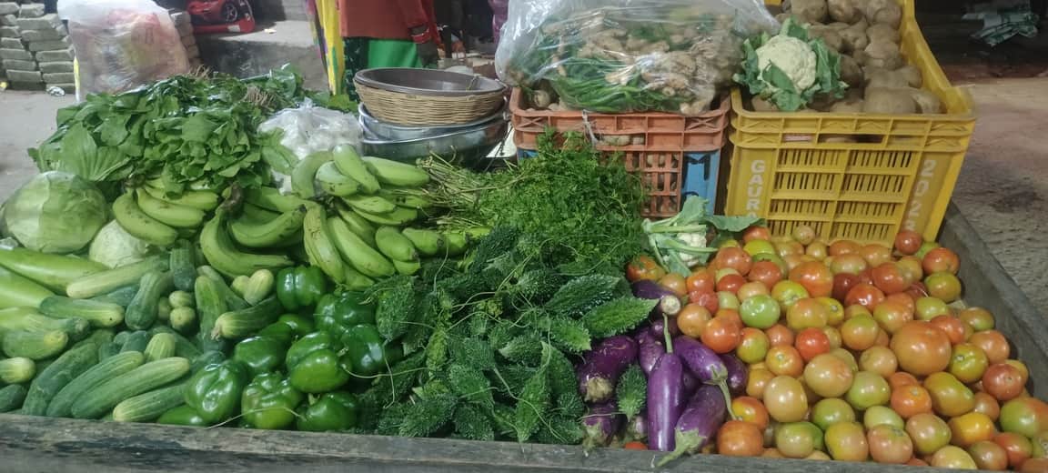 आसमान छू रहे हैं सब्जियों के दाम