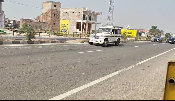 Illegal cuts on the Agra-Gwalior highway have led to increased accidents.