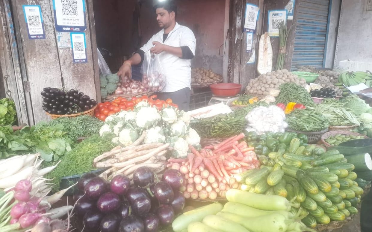Vegetable prices rise as soon as the wedding season begins