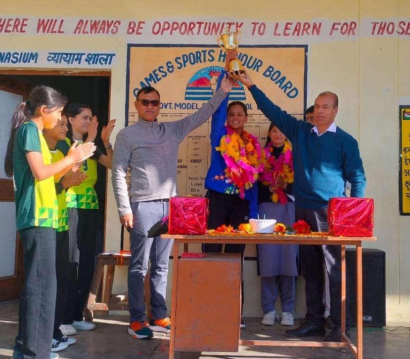 Player Shweta was given a warm welcome