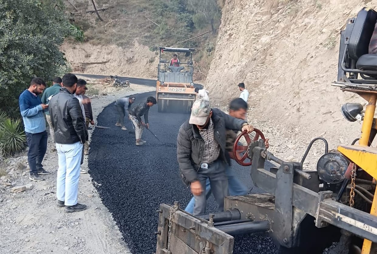 There will be no more bumps on the Lachodi-Bindokhi road.