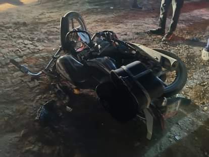 Father and son die in truck collision