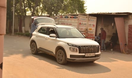The suspected terrorist doctor traveled directly from Al-Falah University via the Aravalli River to Delhi, a 12-kilometer journey.