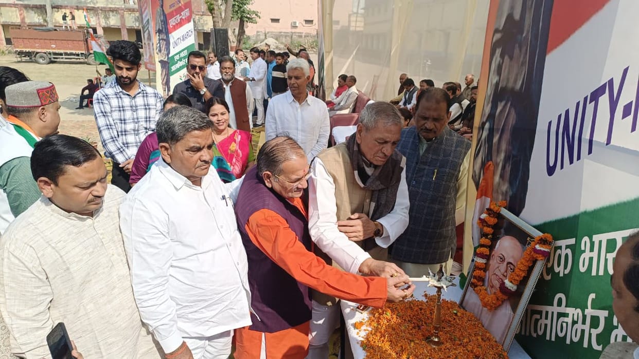 When Akhilesh and Dimple win, then why is there no vote robbery?