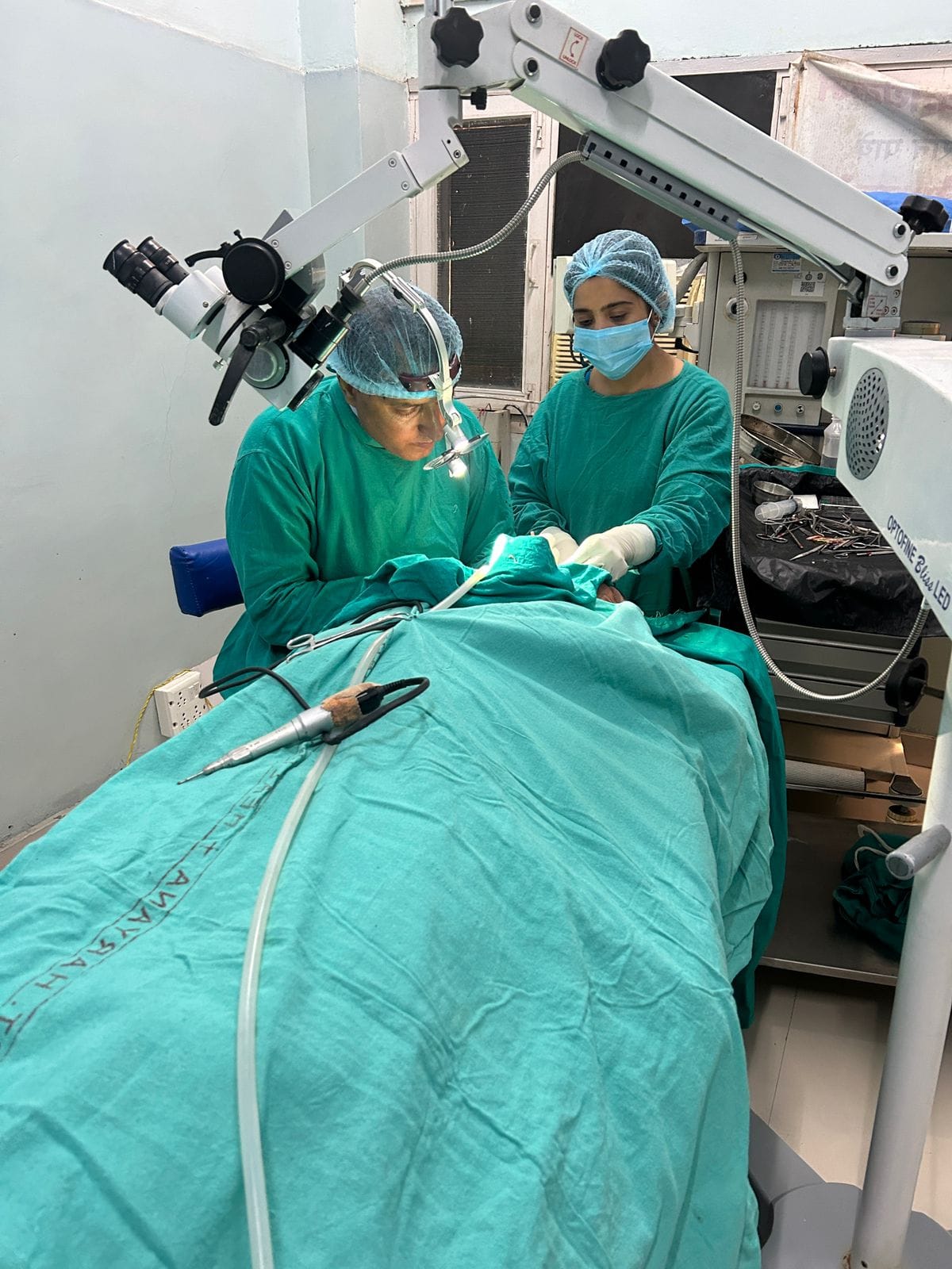 Surgeons and ENTs performed the operations, but the bones were not repaired due to the absence of a C-arm