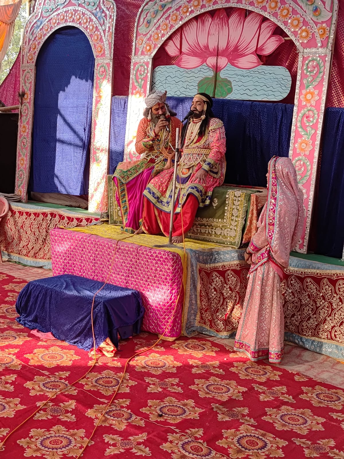 The audience shed tears watching Dasharatha lament