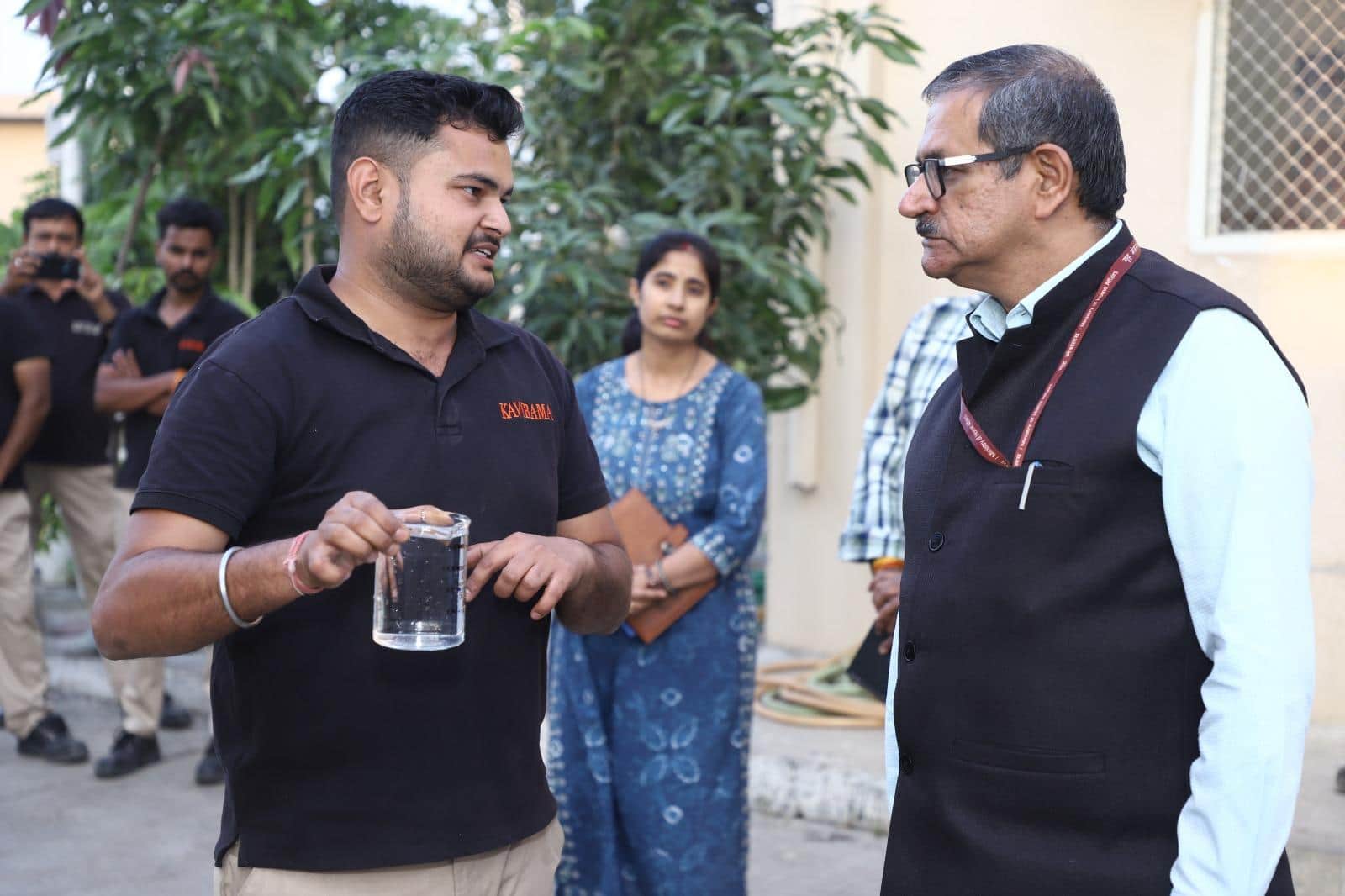 केंद्रीय अतिरिक्त सचिव रह गए हैरान