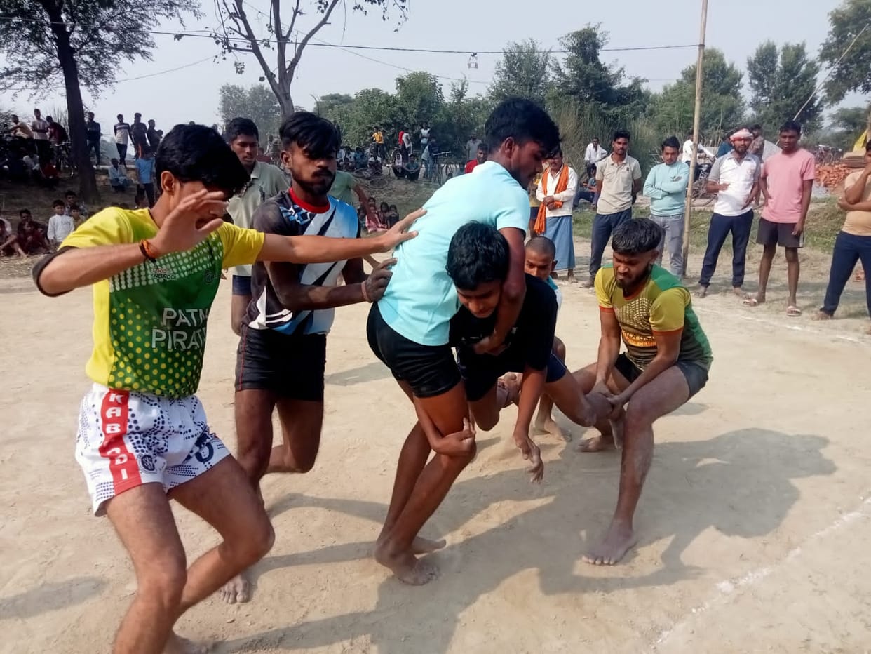 Italy tops in volleyball, Bakharia and Ratanpura top in Kabaddi