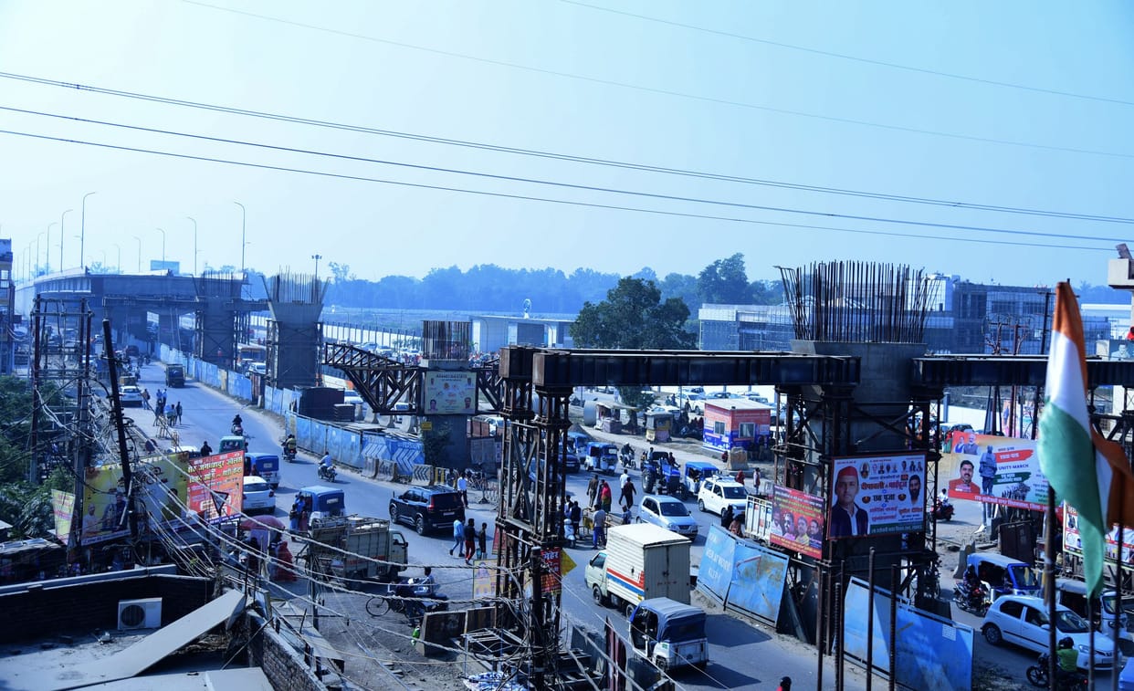 In the new year, you will get the pleasure of speeding on the Lucknow-Kanpur Express.