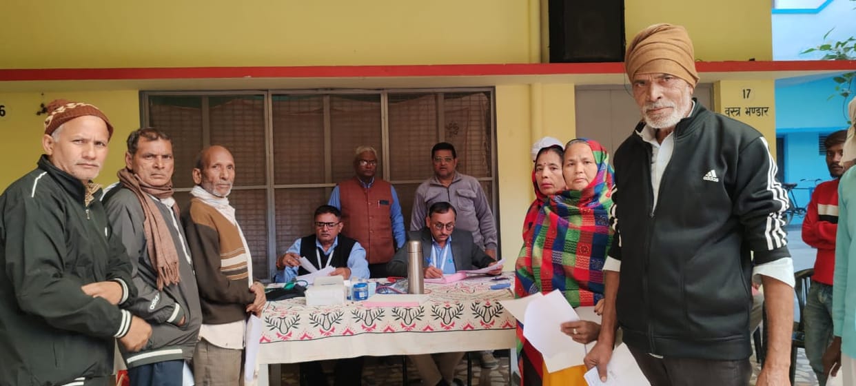 1280 patients got their eyes examined in the eye camp.