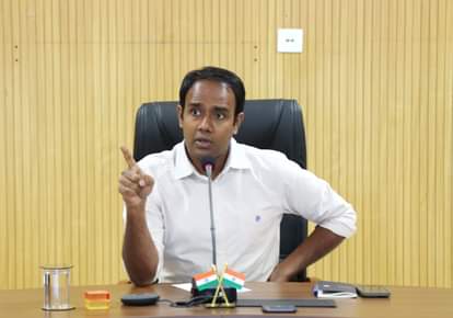 Sagar News: Lapses in SIR Survey; Collector Issues Notices to SDMs and Tehsildars, Suspends 3 BLOs