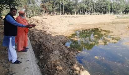 Aquatic creatures dying due to release of dirty water in Saraswati river