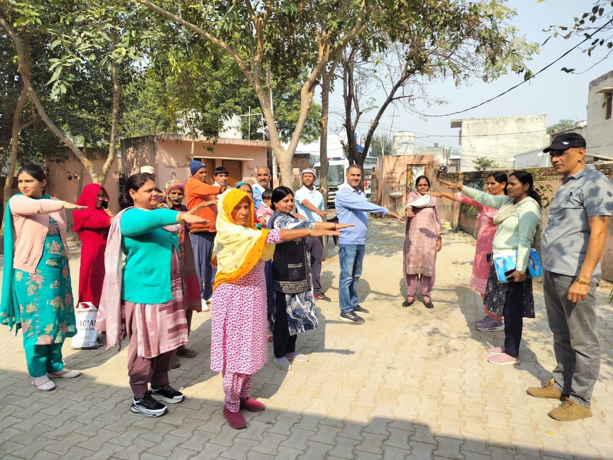 Police made villagers aware about the ill effects of drugs.