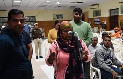 A cataract operation cost him his eyesight, and the minister ordered compensation.