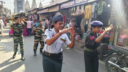 Operation Sindoor tableau is the highlight of Ali Shah Qalandar's procession.