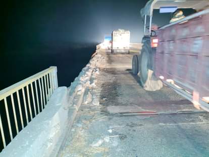 Railing of Ramganga bridge in Shahjahanpur found broken, vehicle feared to fall