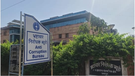 bharatpur-acb-nursing-officer-murari-lal-meena-bribe-arrest