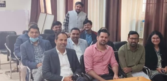 Doctors will go on strike for two hours on 25th