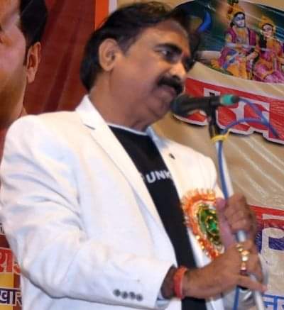 Laughing and making others laugh is my habit, making others mine is my habit...