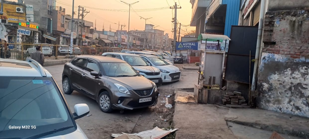 Demand for flyovers and road widening to relieve highway congestion and pollution