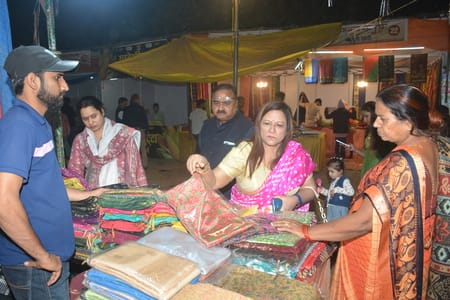 Products worth over Rs 6 crore sold at Uttarakhand Festival